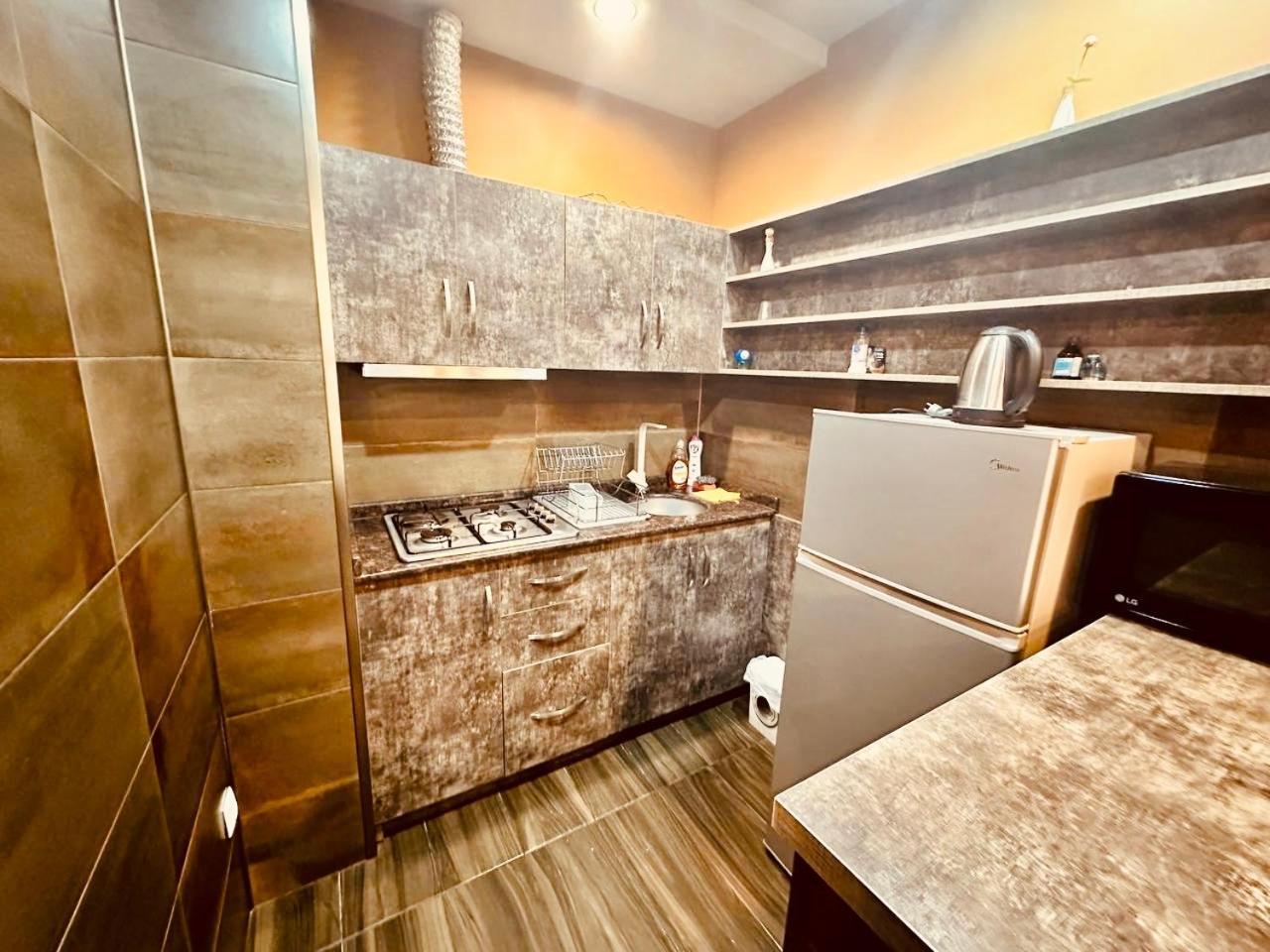 Marnika Apartment Batumi Esterno foto