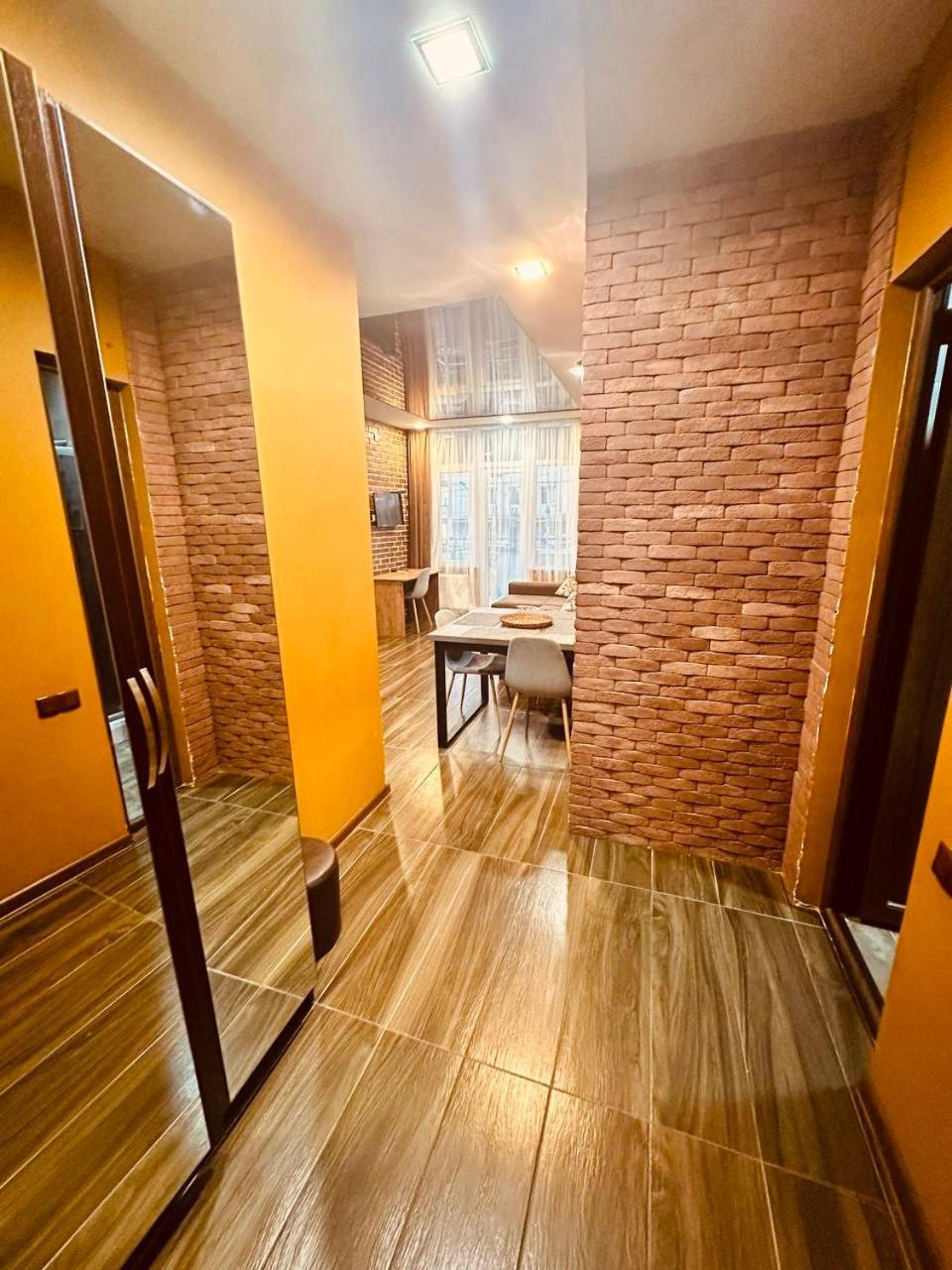 Marnika Apartment Batumi Esterno foto