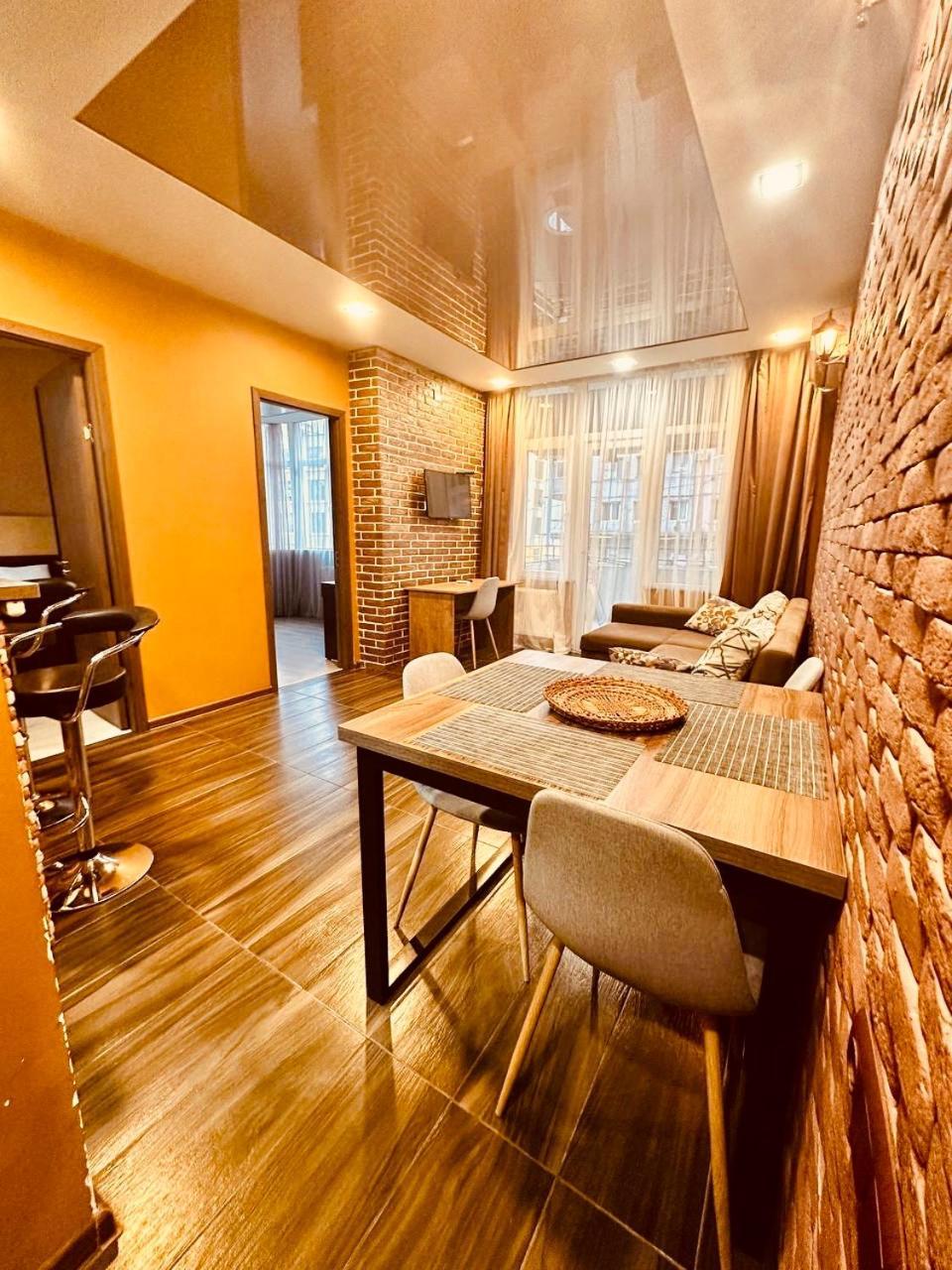 Marnika Apartment Batumi Esterno foto