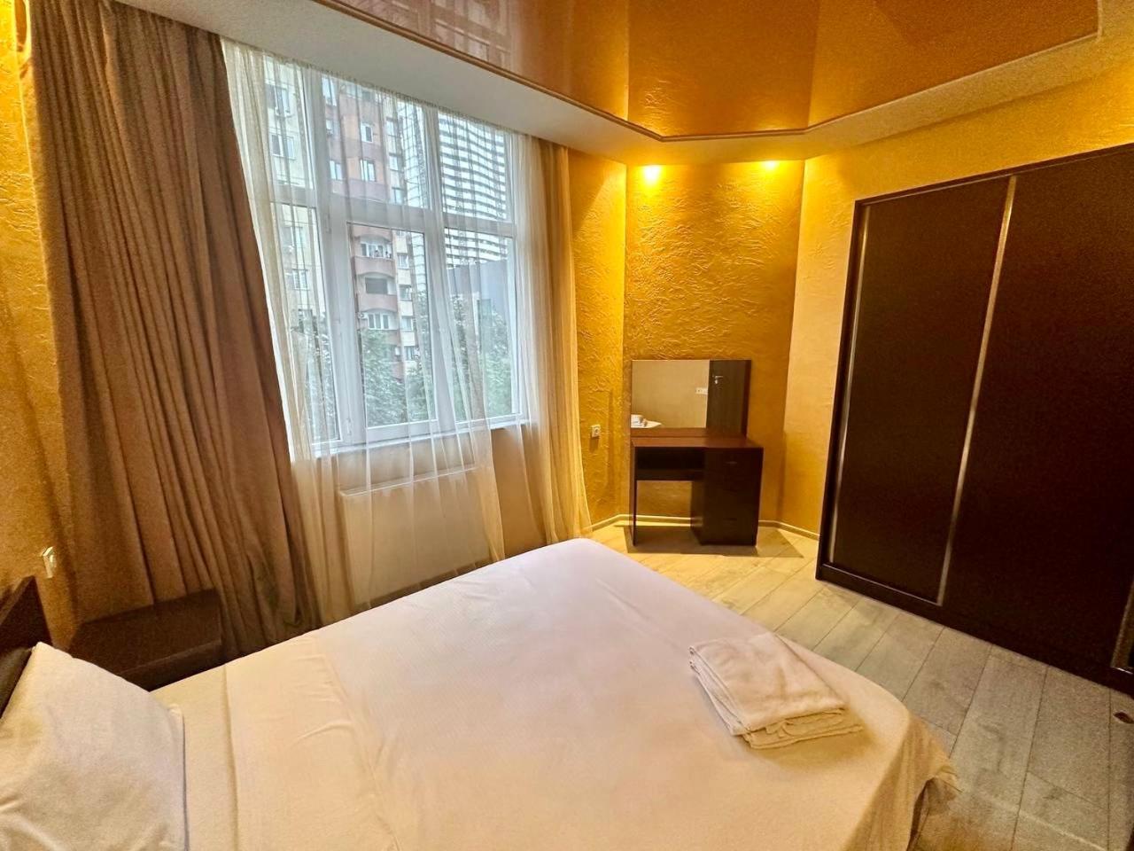 Marnika Apartment Batumi Esterno foto